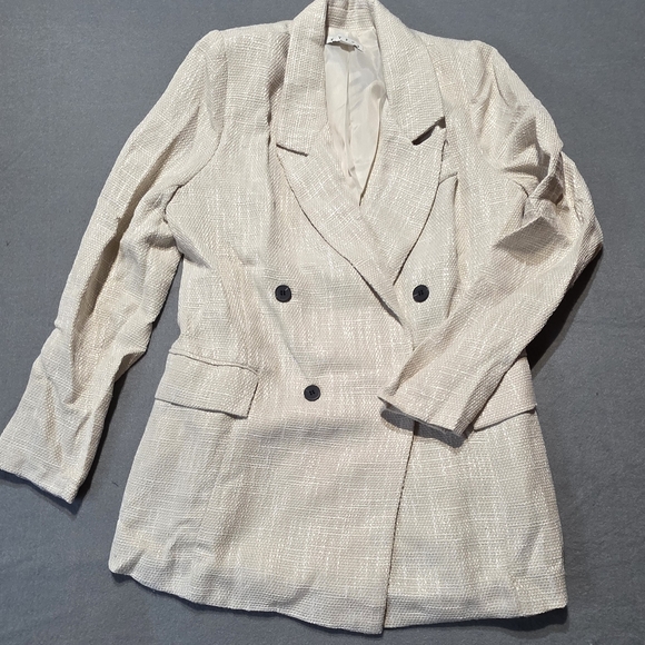 HYFVE Cream Double-Breasted Blazer New In Poly Bag PTP 20 - Picture 5 of 6